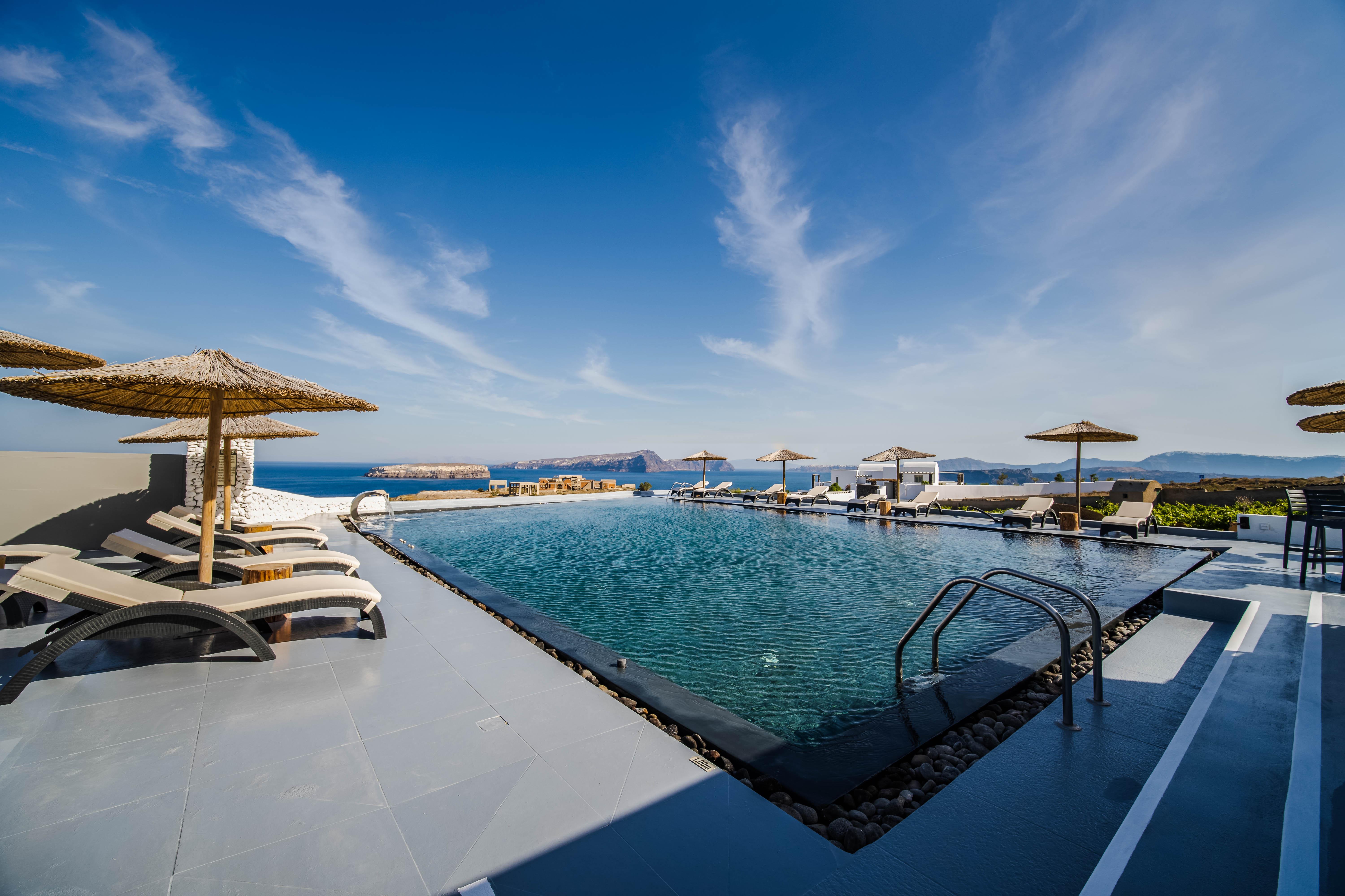 Serenita Luxury Suites Akrotírion Buitenkant foto